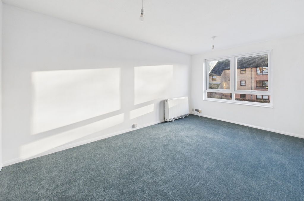 Property photo 2 of 12 Cam02545G0-Pr0534-Still006