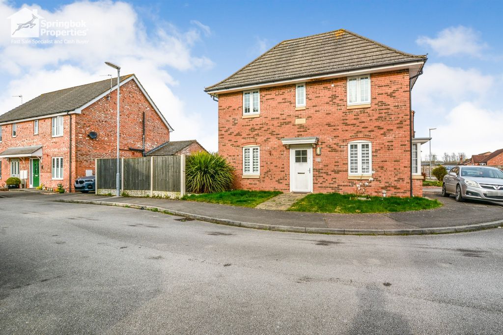 Property photo 1 of 16 Front View