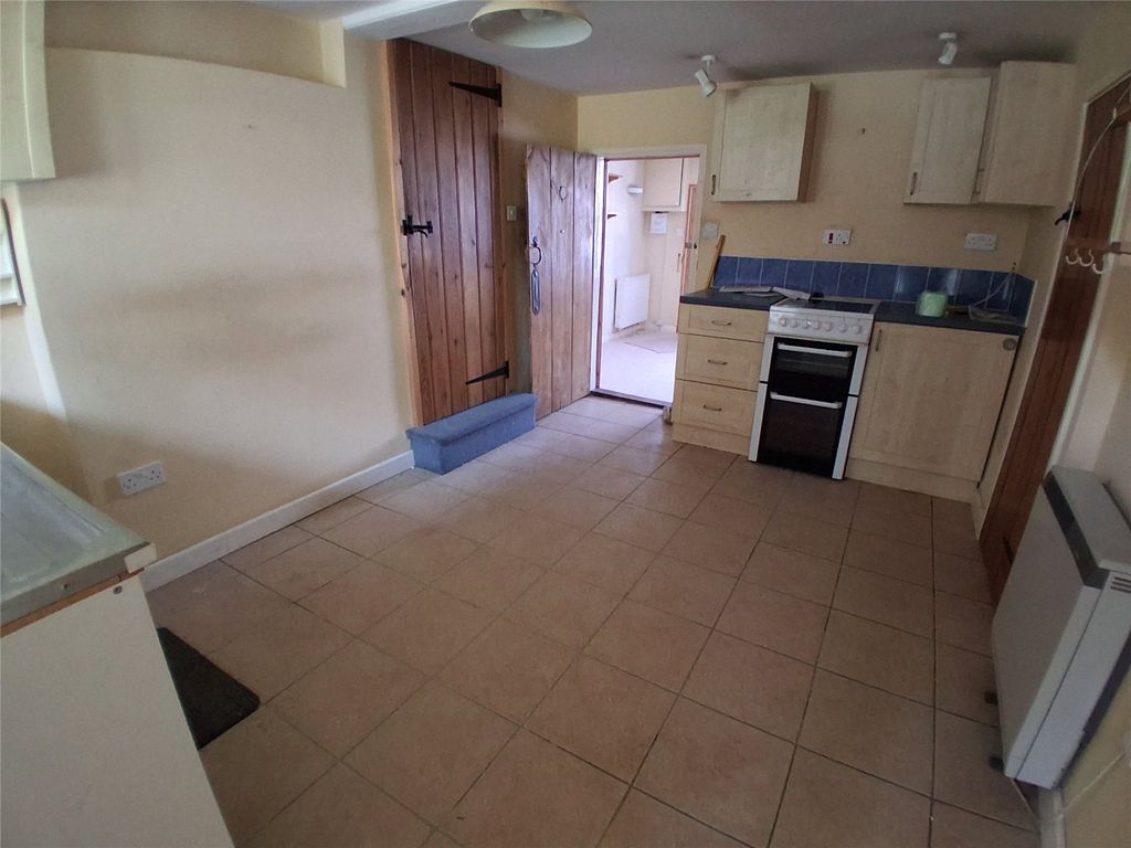 Property photo 3 of 9 Picture No. 01
