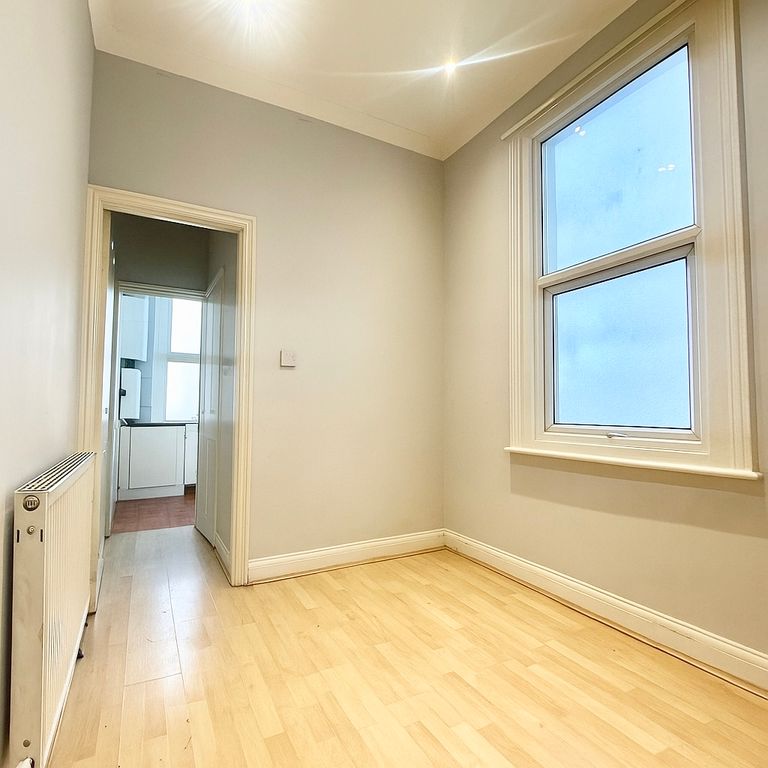 Property photo 2 of 3