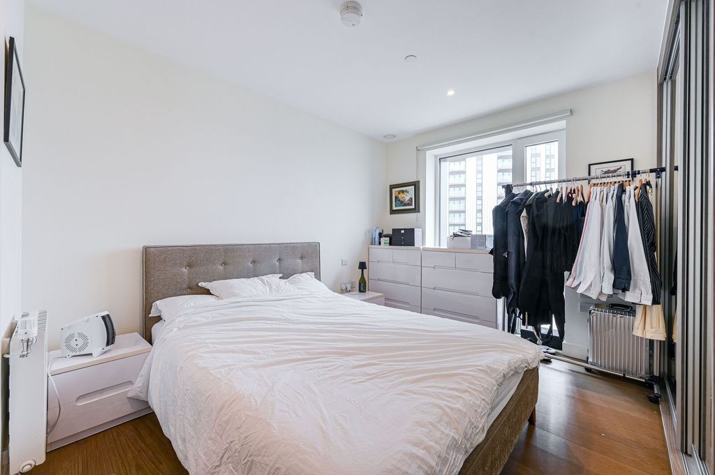 Property photo 1 of 30