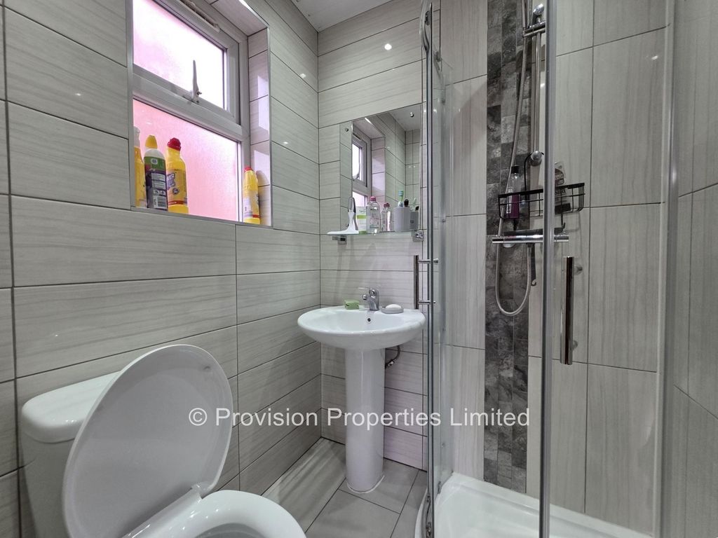 Property photo 2 of 6 Photo