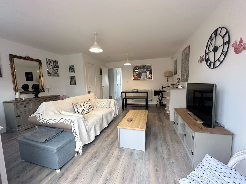 Property photo 1 of 11 3F170Ec4-37A2-44F9-Bbb0-E8031B35091C