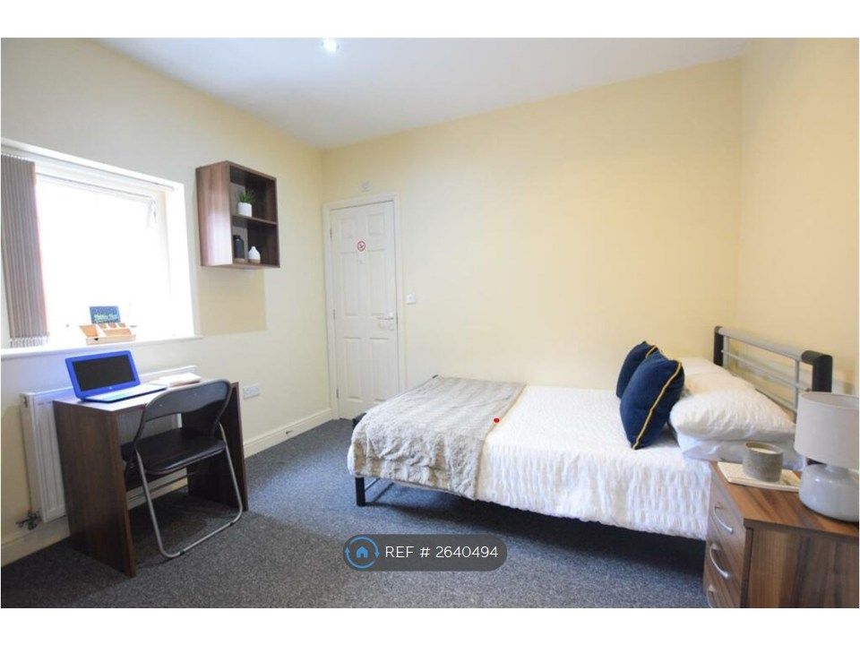 Property photo 1 of 33