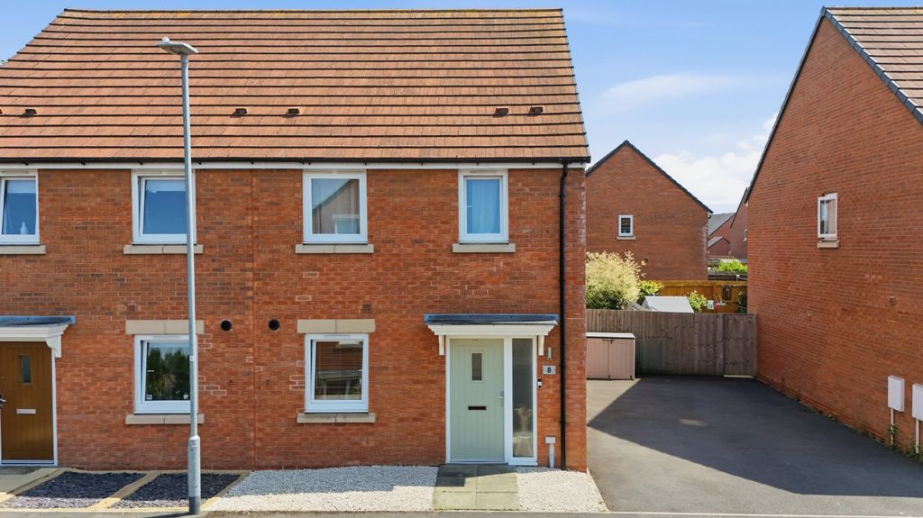 Property photo 1 of 17 Picture No. 01