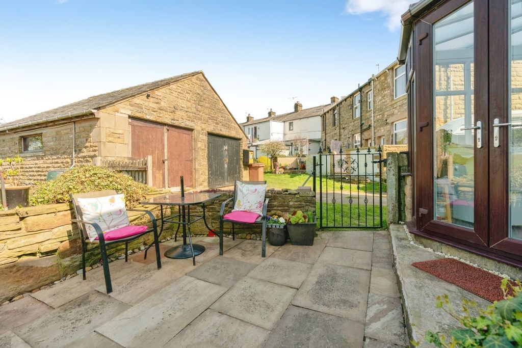 Property photo 2 of 28 Pbox-Img.Jpg