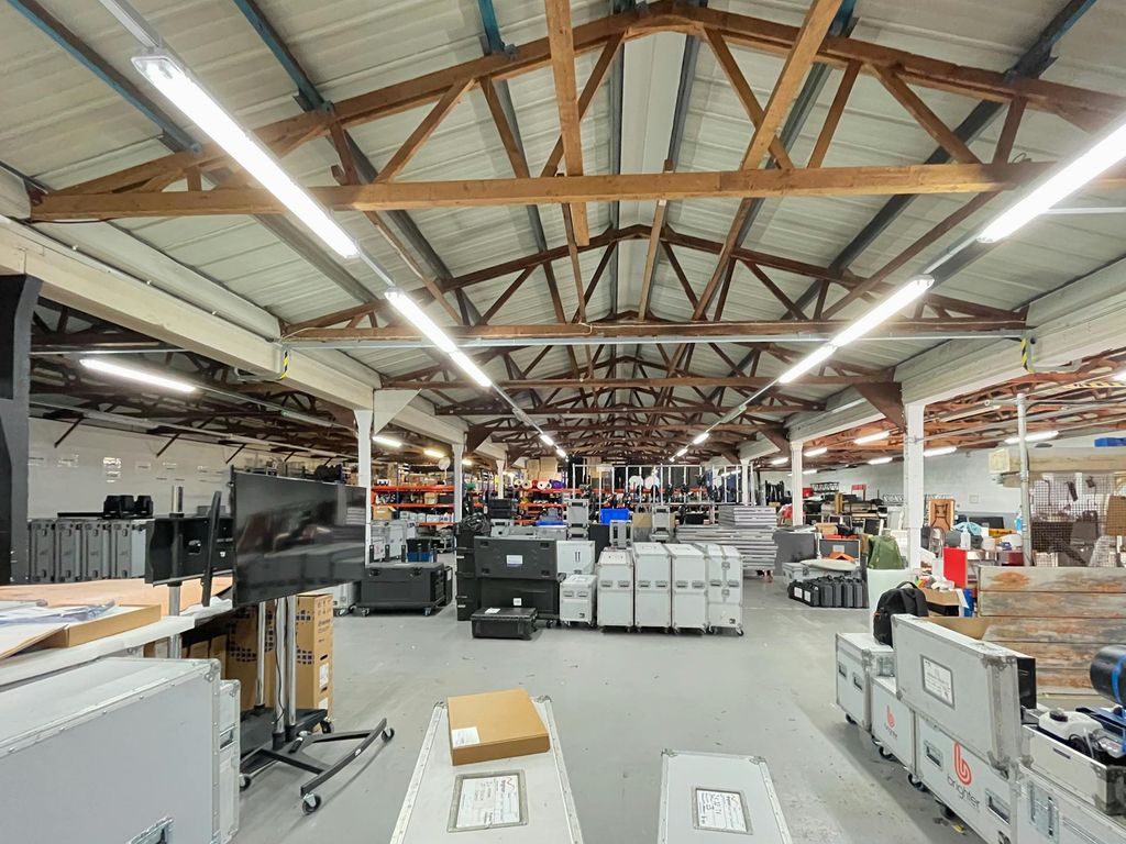 Property photo 2 of 9 1.Jpg