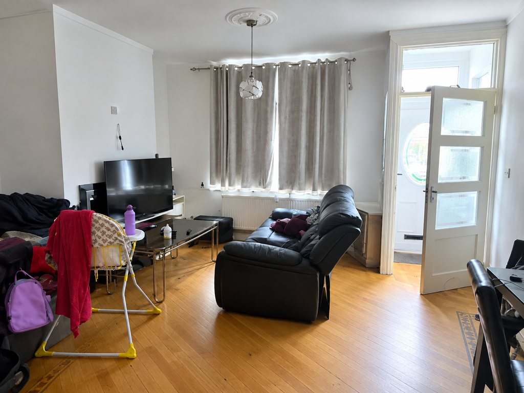 Property photo 2 of 19
