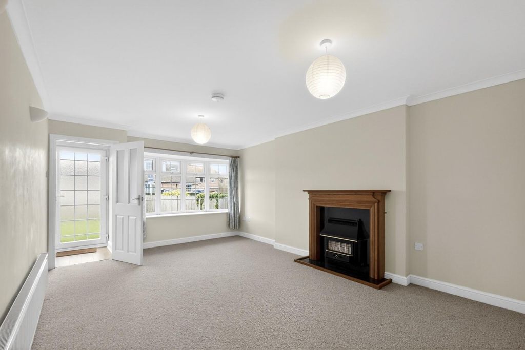 Property photo 2 of 18 Pnmb0047.Jpg