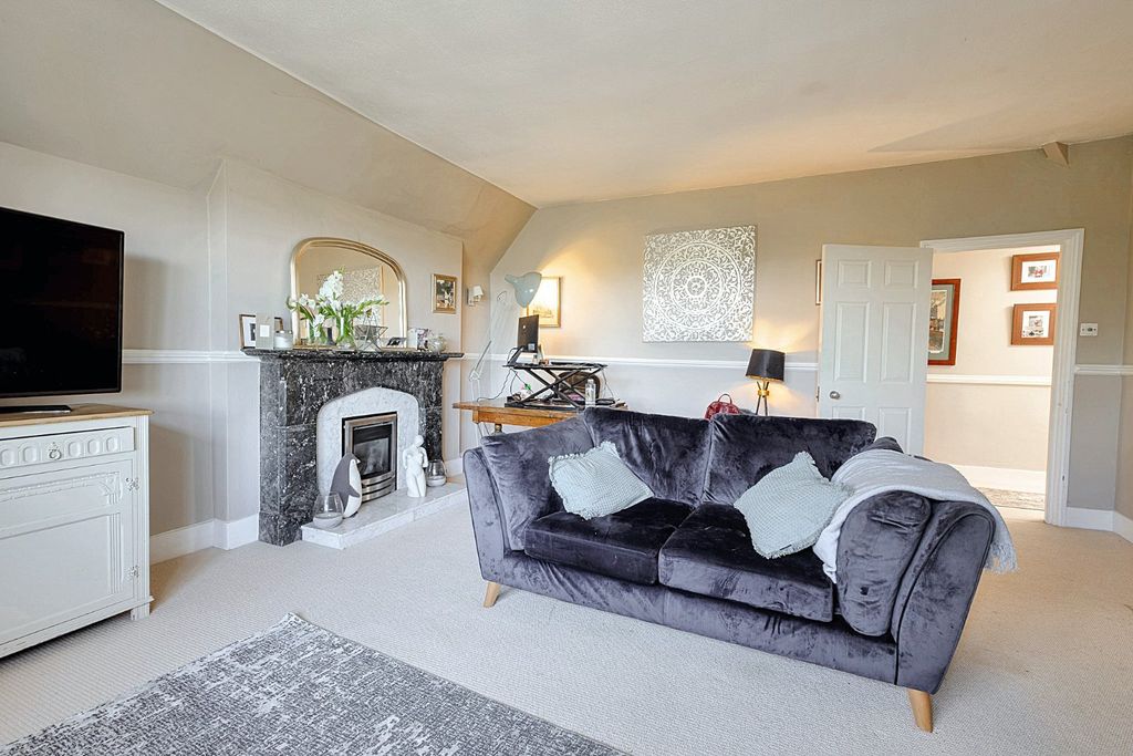 Property photo 3 of 13 Living Room