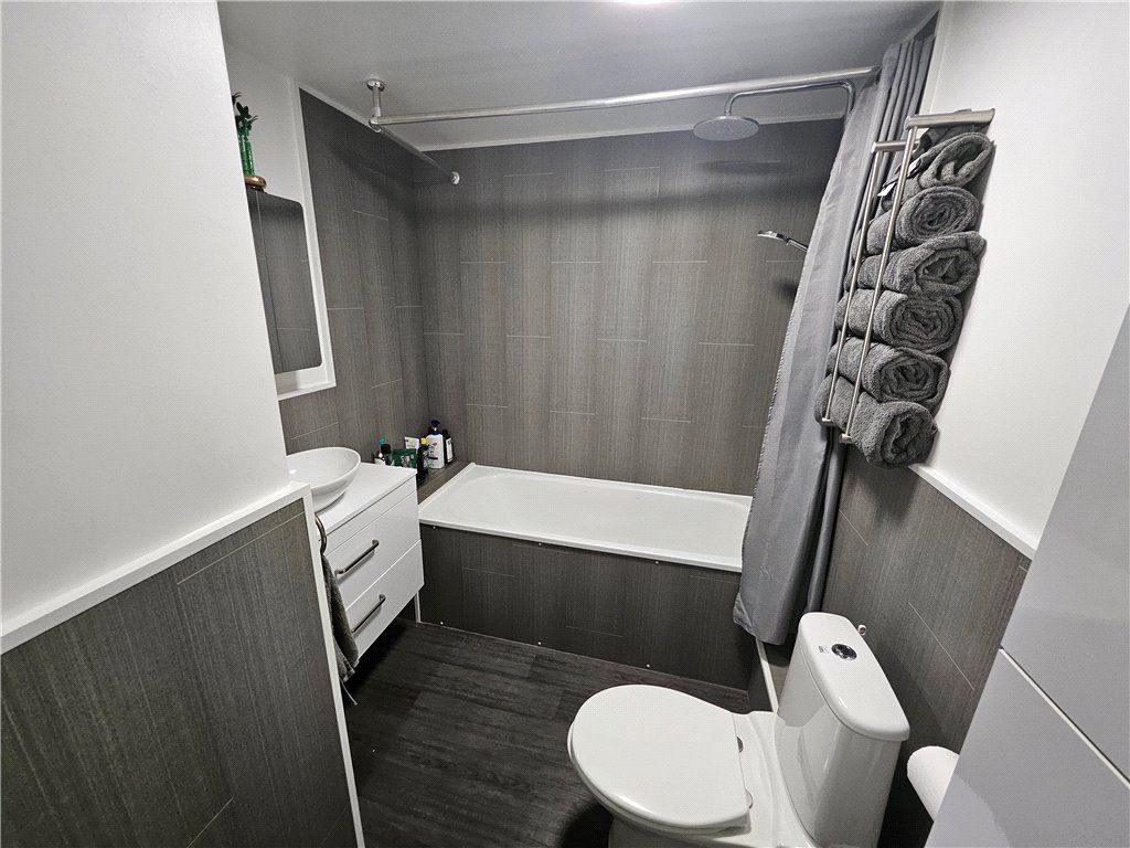 Property photo 3 of 20 Picture No. 40