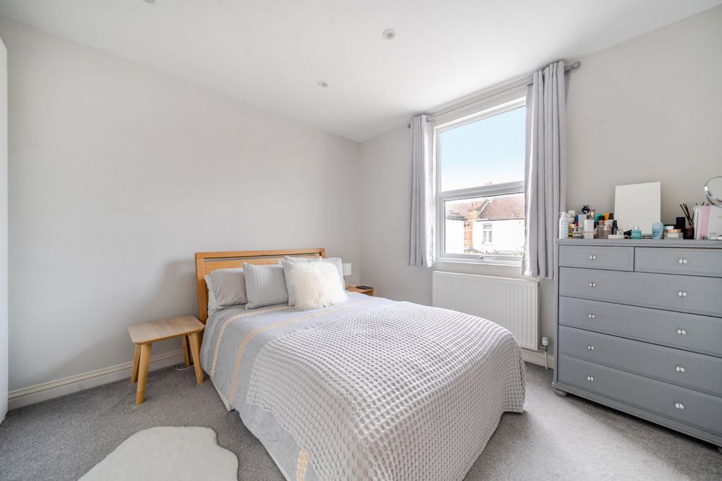 Property photo 2 of 8 Picture No. 06