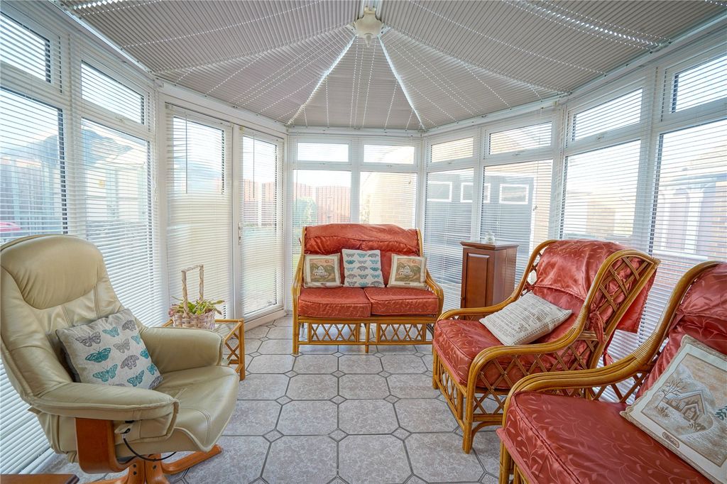 Property photo 3 of 10 Picture No. 01