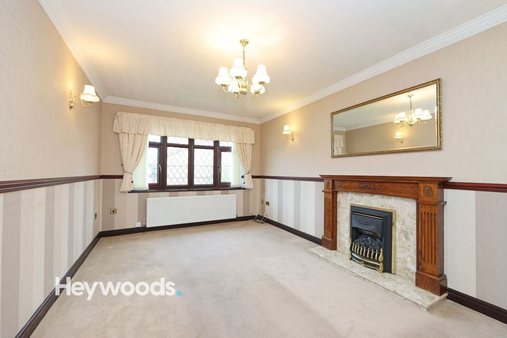 Property photo 2 of 29