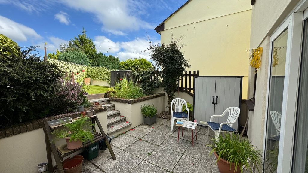 Property photo 3 of 10