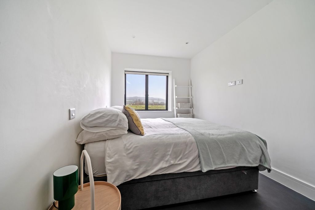 Additional image 19 of 3 bed flat to rentBristol Road, Cam, Dursley GL11