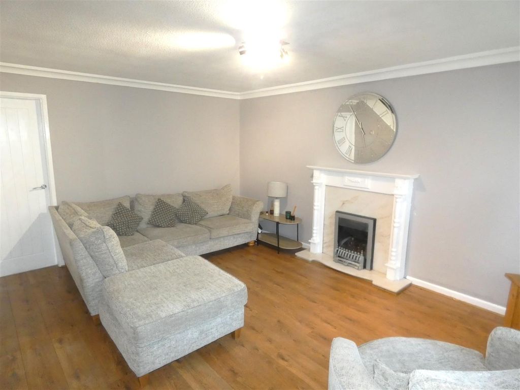 Property photo 2 of 19 P1040490.Jpg