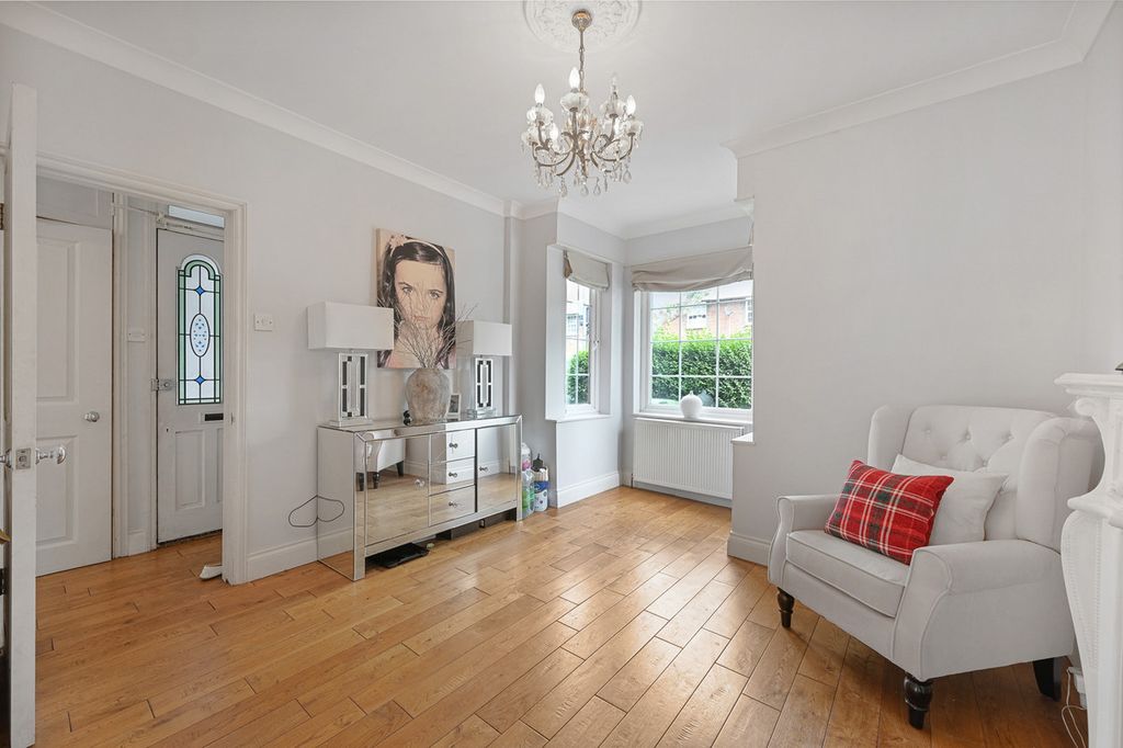 Property photo 2 of 12