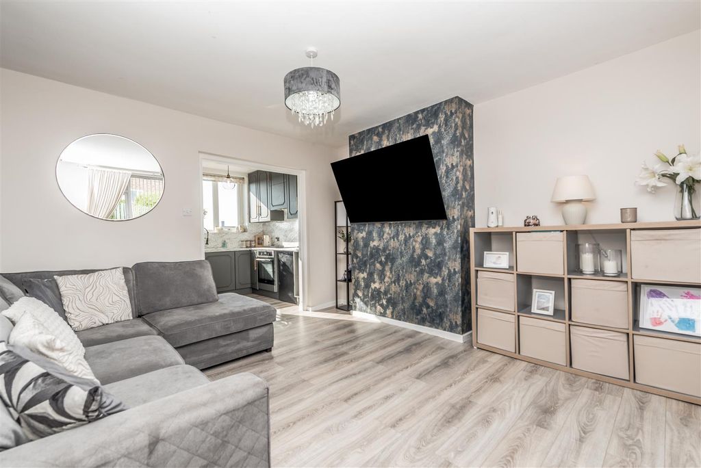 Property photo 3 of 21 Living Room: