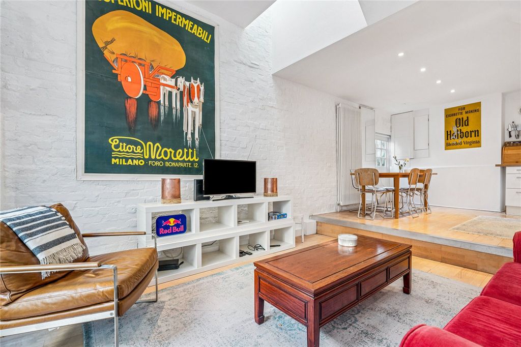 Property photo 2 of 14 Picture No. 18