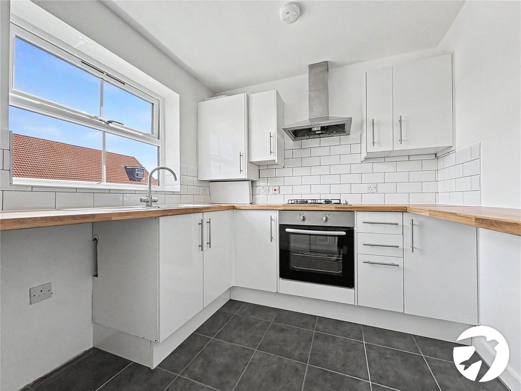 Property photo 2 of 25 Picture No. 06