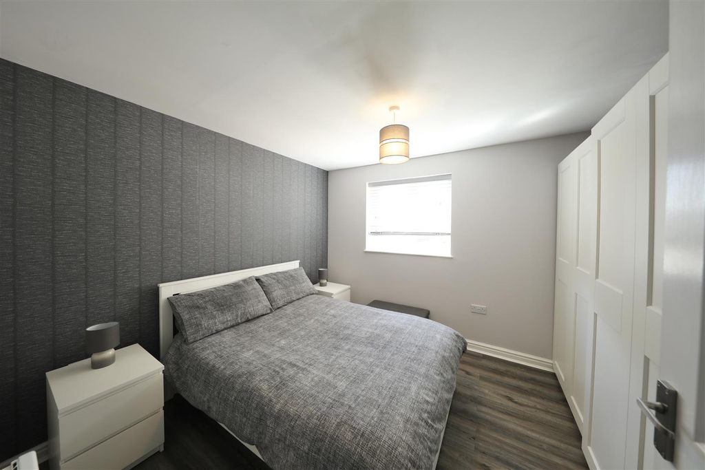 Property photo 2 of 14 Bedroom Two