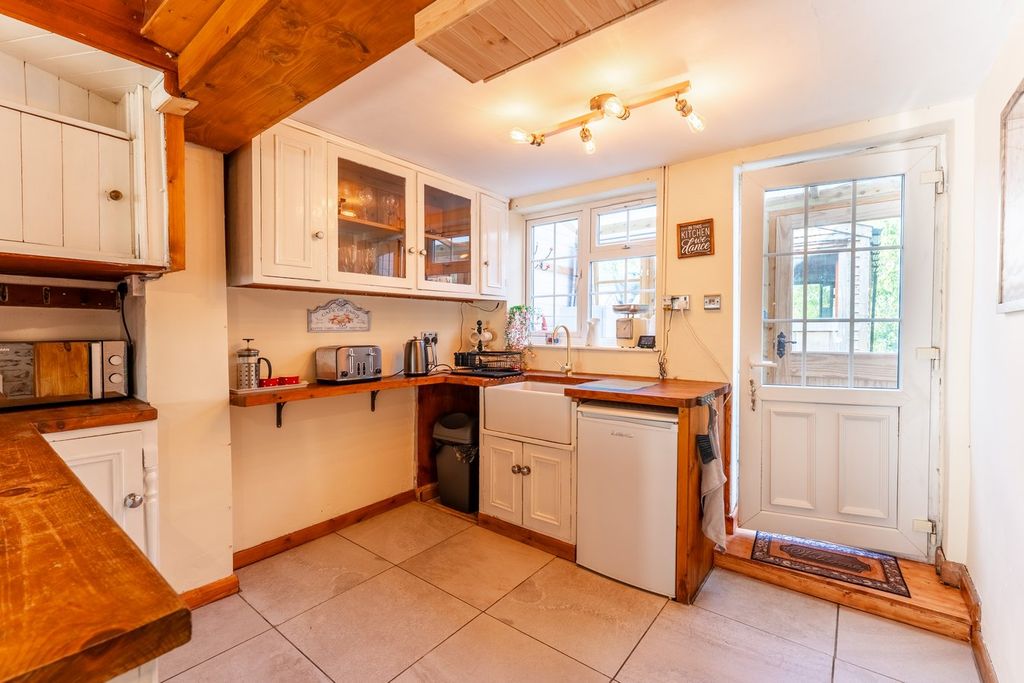 Additional image 11 of 2 bed terraced house for saleNorth Avenue, Llandrindod Wells LD1