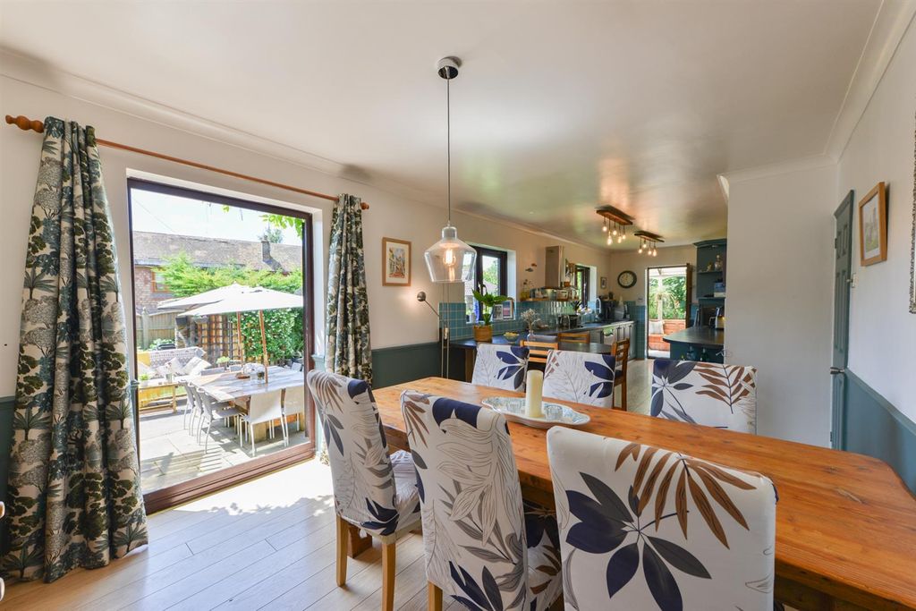 Property photo 3 of 29 Cliff Hill Boughton Monchelsea1.Jpg