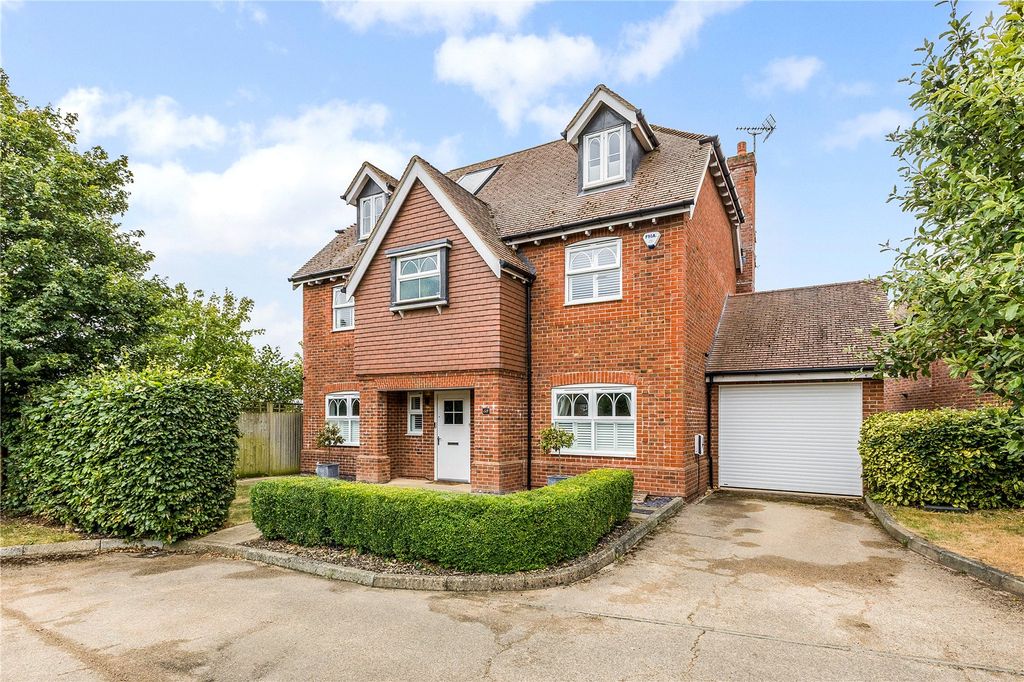 Property photo 1 of 14 Frontage