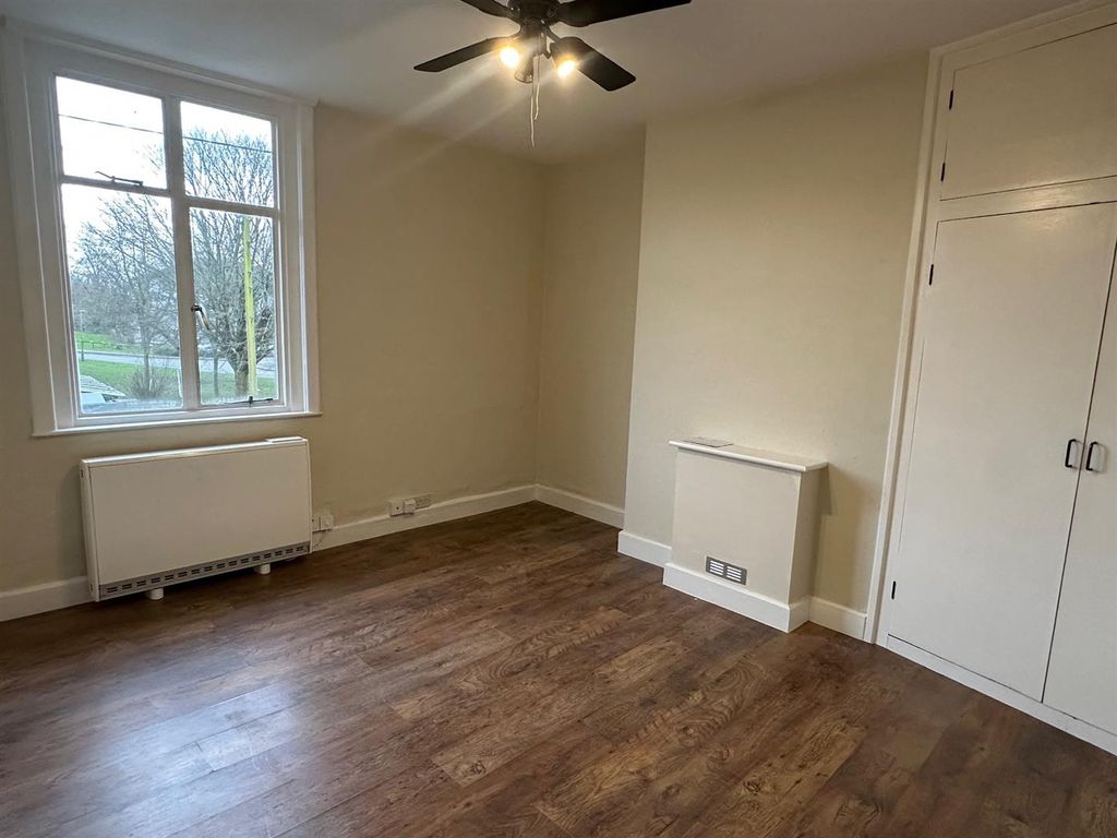 Property photo 2 of 5 Living Room.Jpg