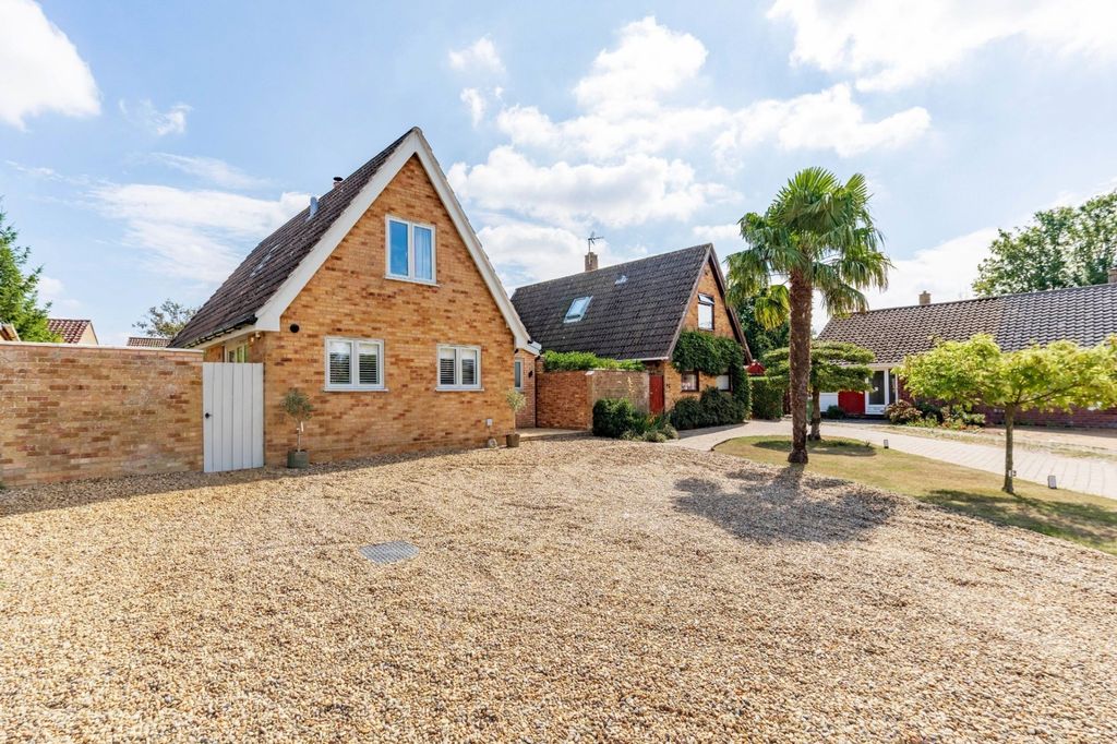 Property photo 1 of 23