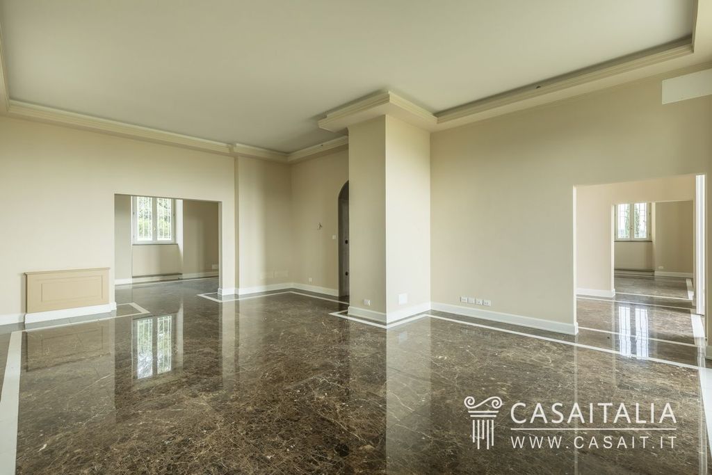 Property photo 2 of 30