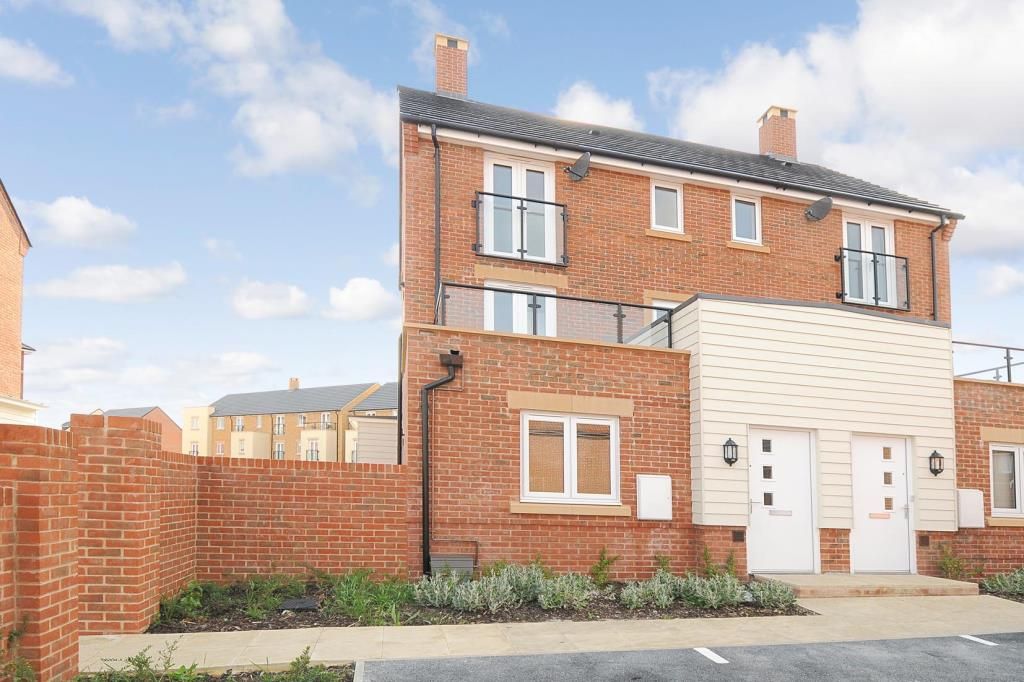 Property photo 2 of 10 Rear View