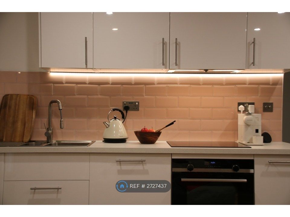 Property photo 2 of 13 Kitchen