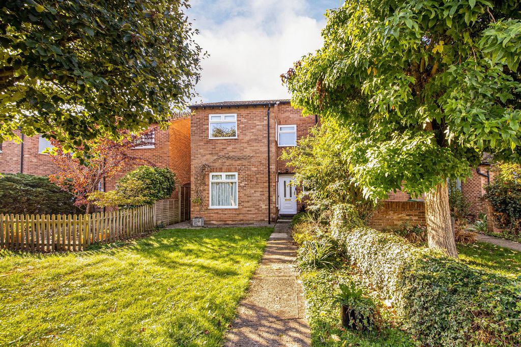 Property photo 1 of 21