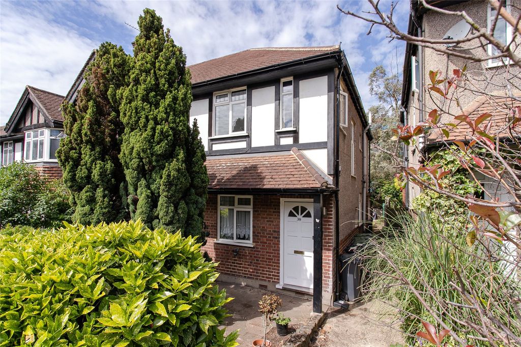 Property photo 2 of 9 Picture No. 27