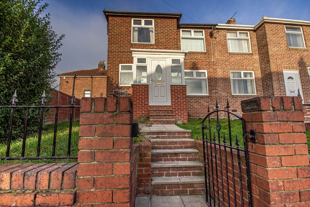 Property photo 1 of 18 1