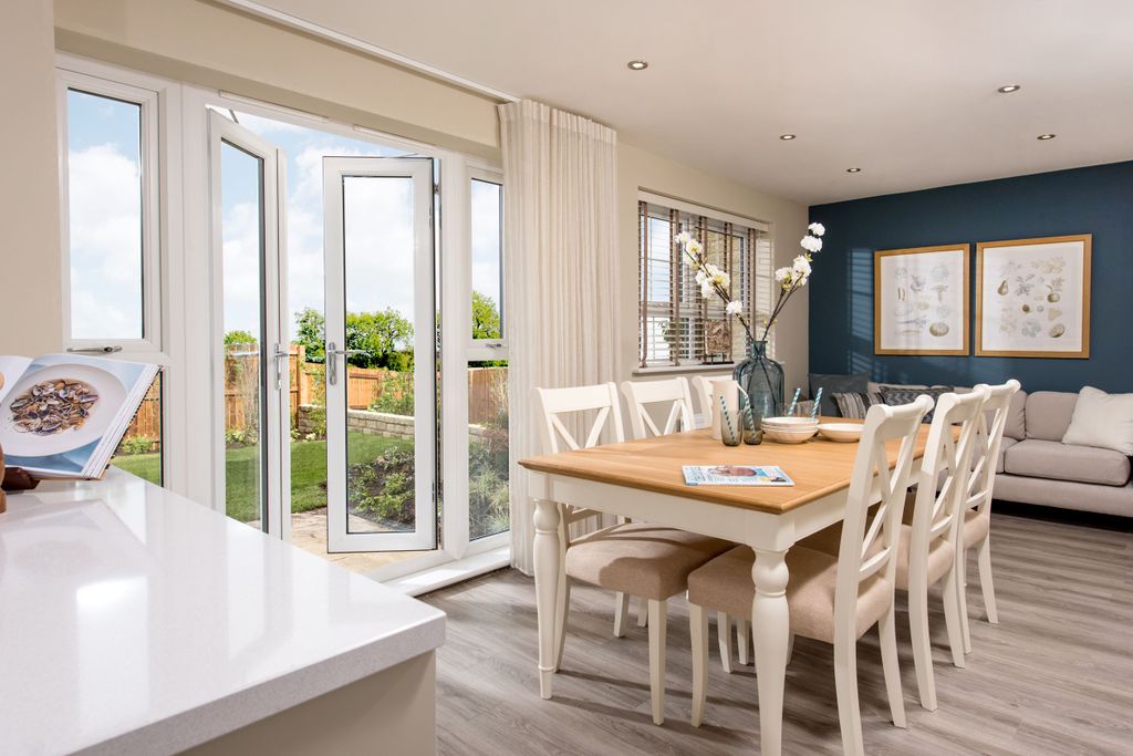 Property photo 3 of 10 Radleigh