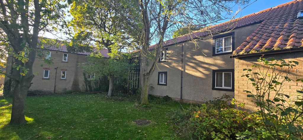 Property photo 3 of 4