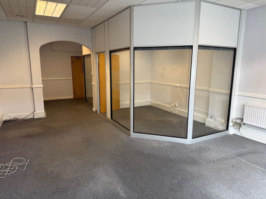 Property photo 3 of 6 Photo 2