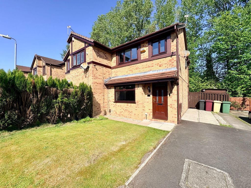 Property photo 1 of 22