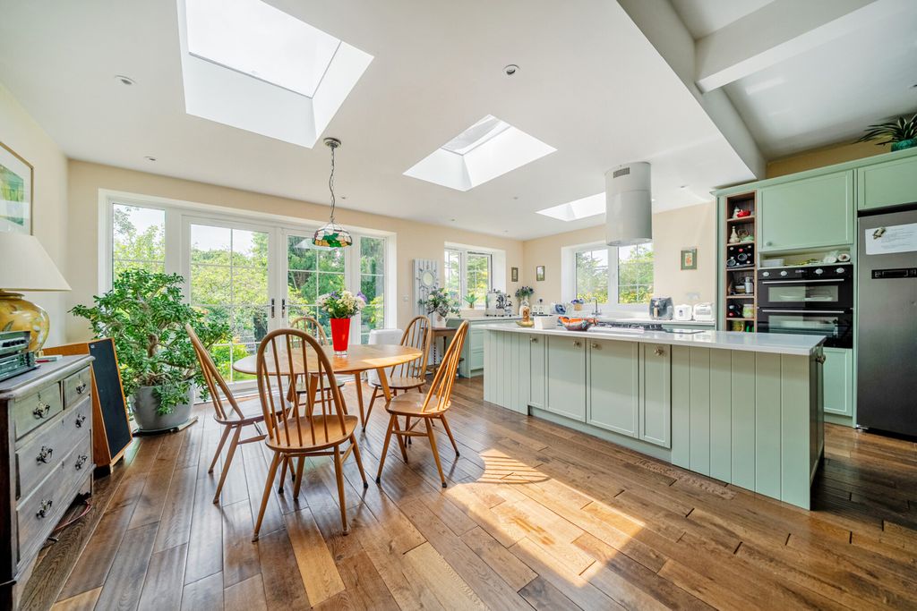 Property photo 2 of 20 1478273-9-6A3038F...