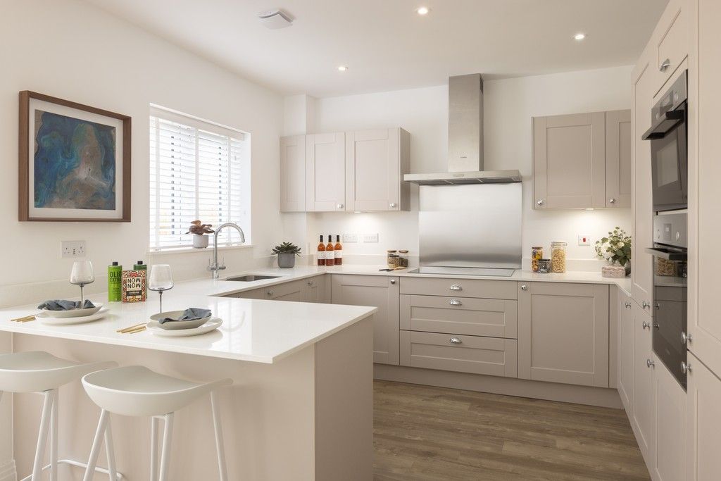 Property photo 2 of 14 The Glades At Mindenhurst, Deepcut