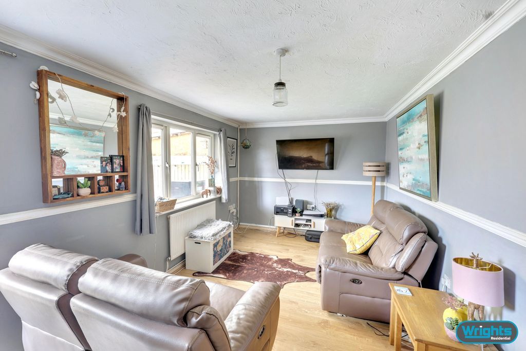 Property photo 3 of 20 Photo 2