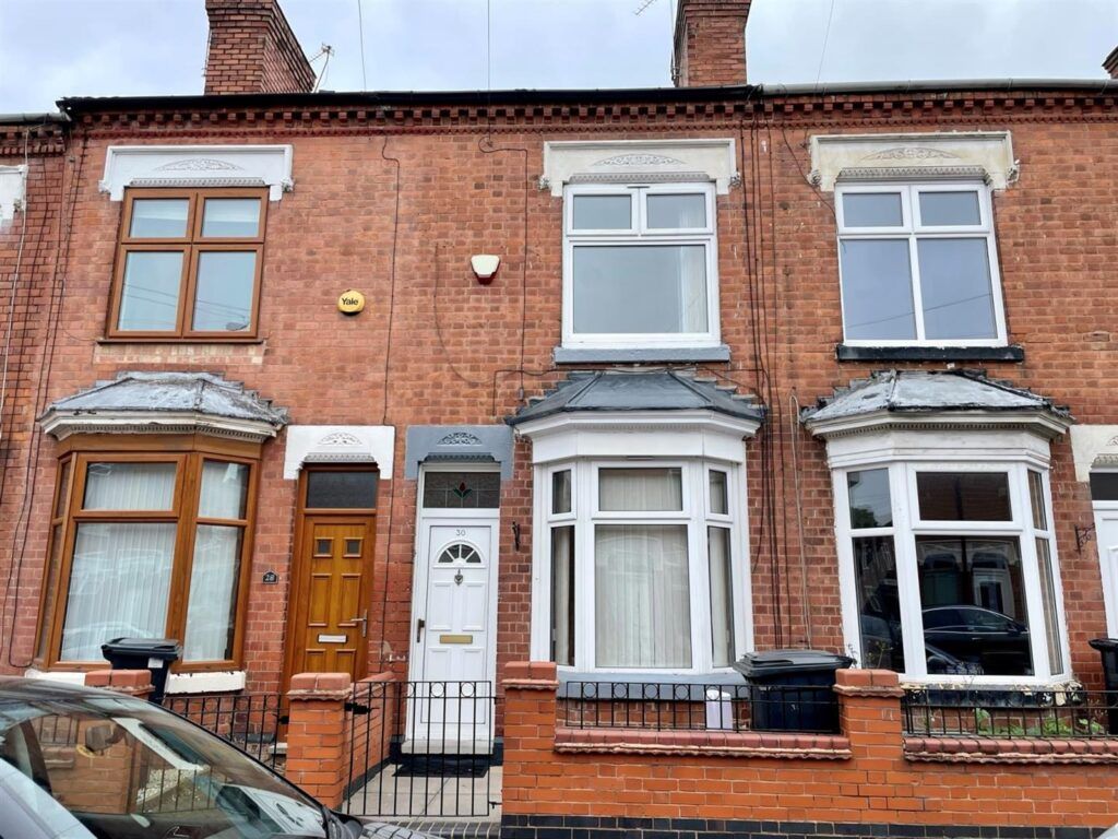 Property photo 1 of 8