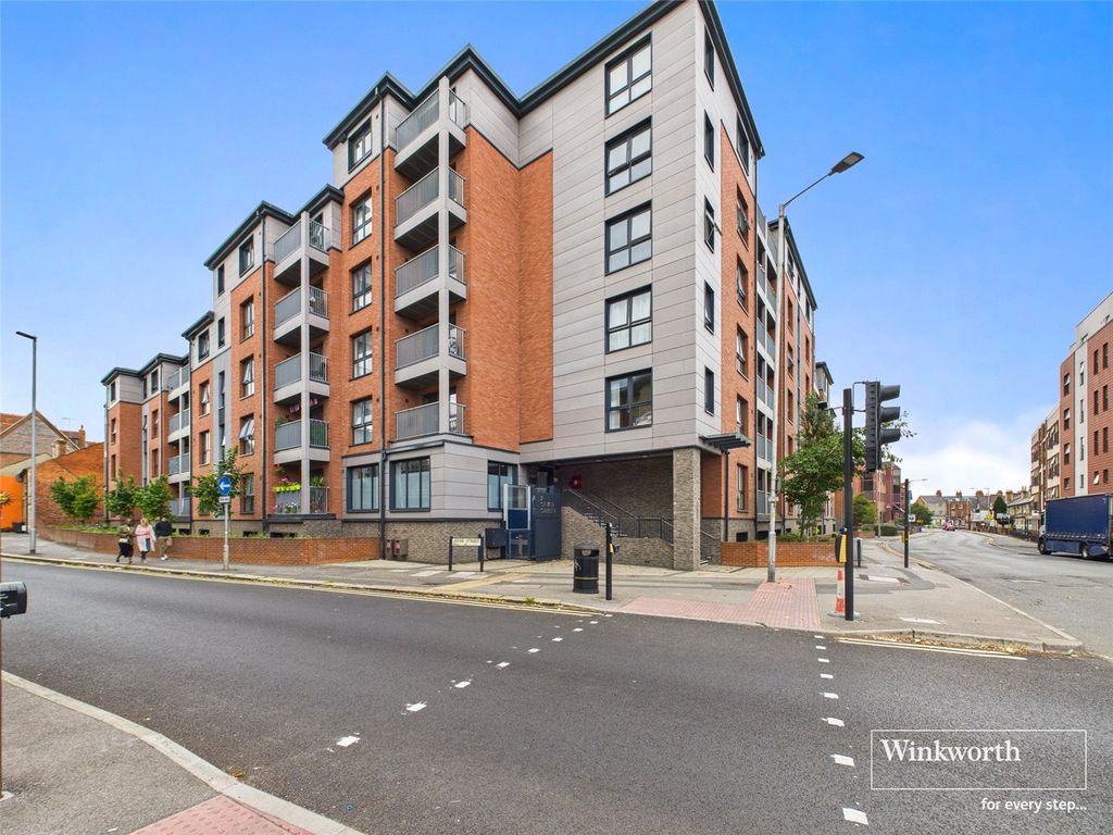 Property photo 1 of 14 Picture No. 02