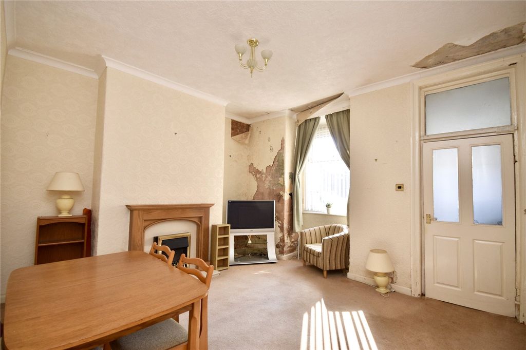 Property photo 3 of 11 Picture No. 10