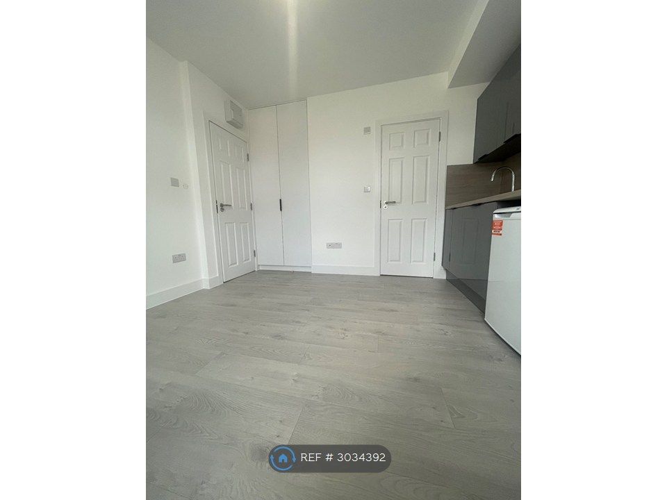 Property photo 2 of 3