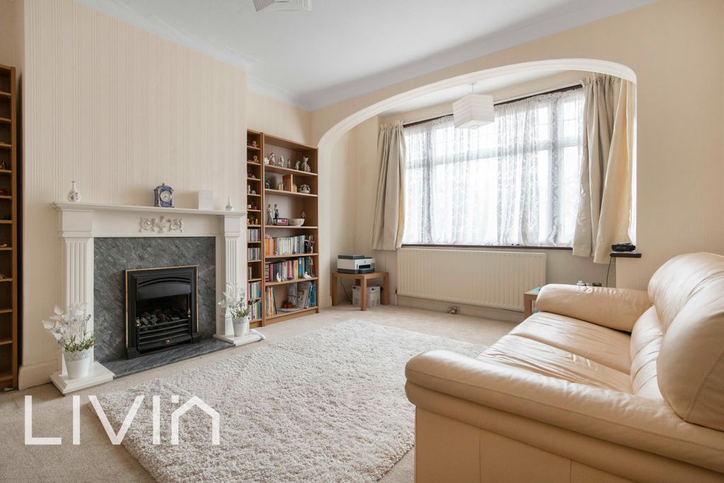 Property photo 2 of 14 025A1140
