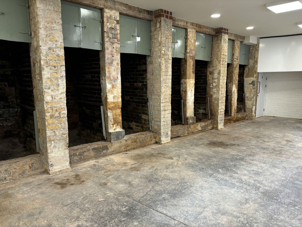 Property photo 3 of 13 Image 3